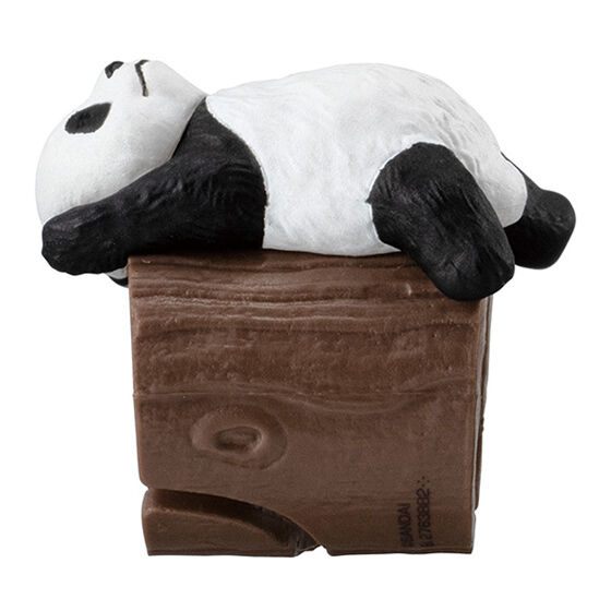 personal_marker_rolling_around_on_the_tree_baby_panda
