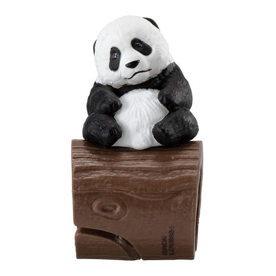 personal_marker_rolling_around_on_the_tree_baby_panda