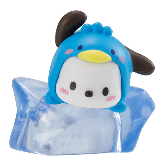 hello_kitty_and_friends_slippery_antarctic_figure